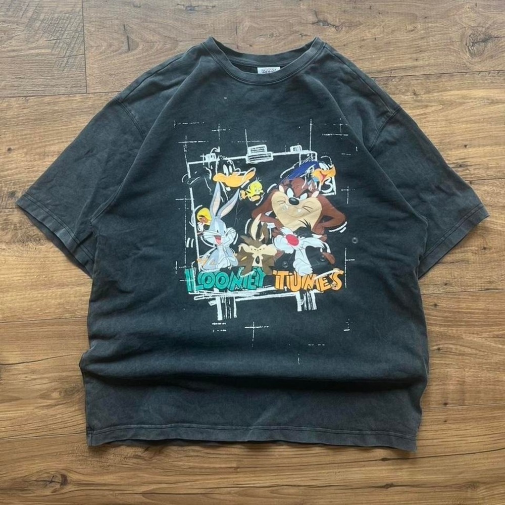 vintage y2k I3DE MARZO x looney tunes aop style t shirt